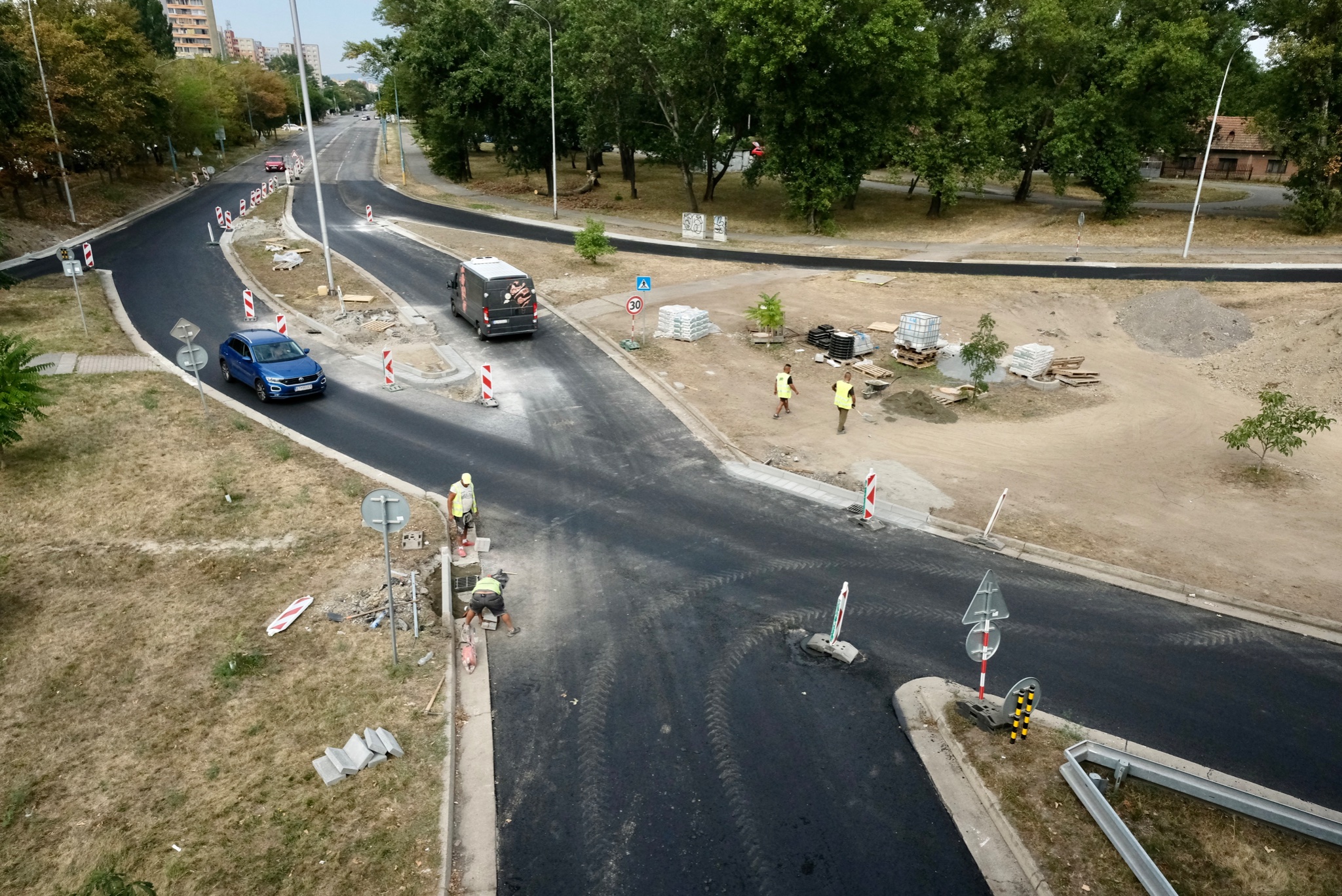 hlavne-mesto-pracuje-na-oprave-cestnych-komunikacii