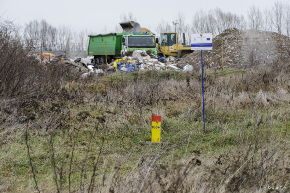 vrakunska-skladka-je-casovana-ekologicka-bomba,-riesenie-ma-v-rukach-stat