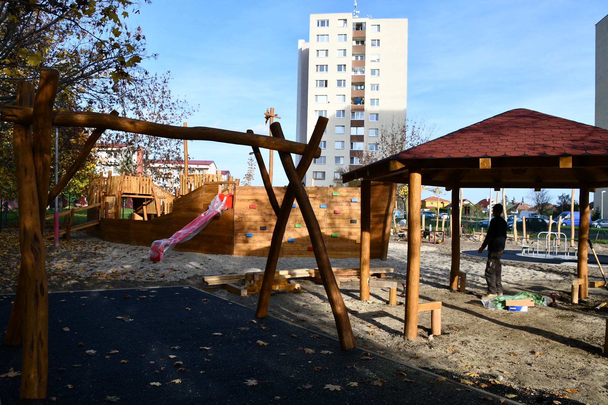 v-pezinku-v-lokalite-stary-dvor-vznika-nove-detske-ihrisko