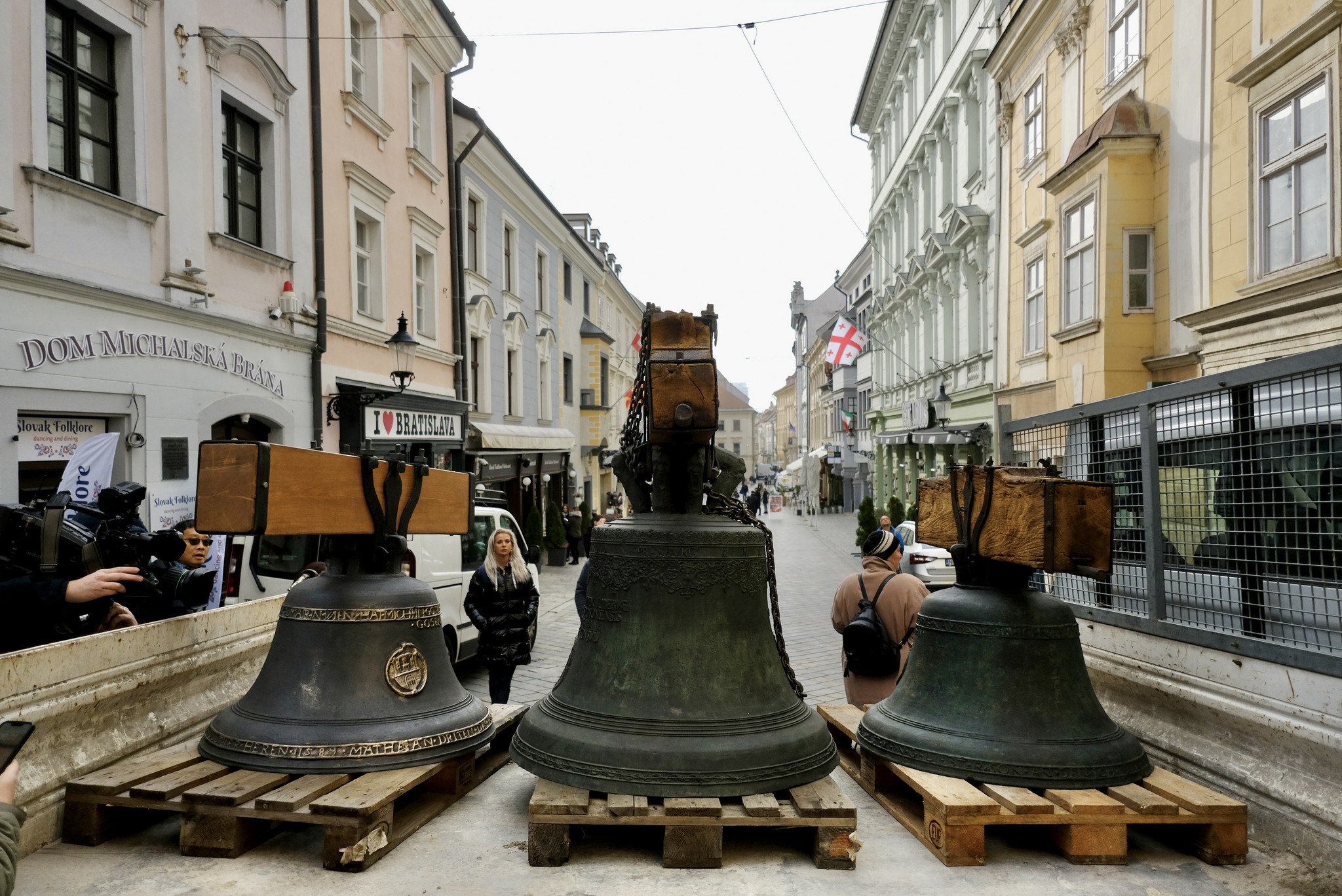 na-rekonstruovanu-michalsku-vezu-vratili-zvony