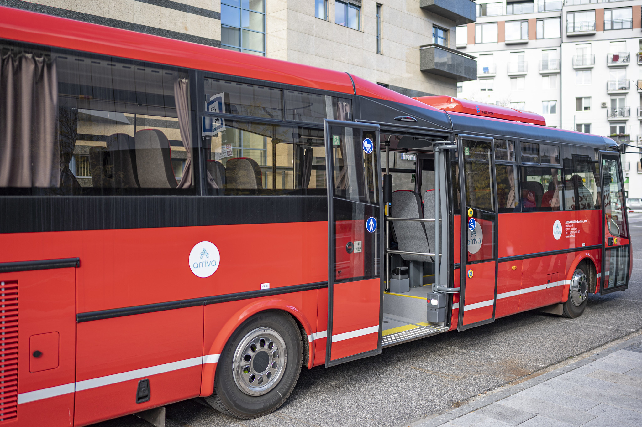 pocet-cestujucich-primestskymi-autobusmi-rastie