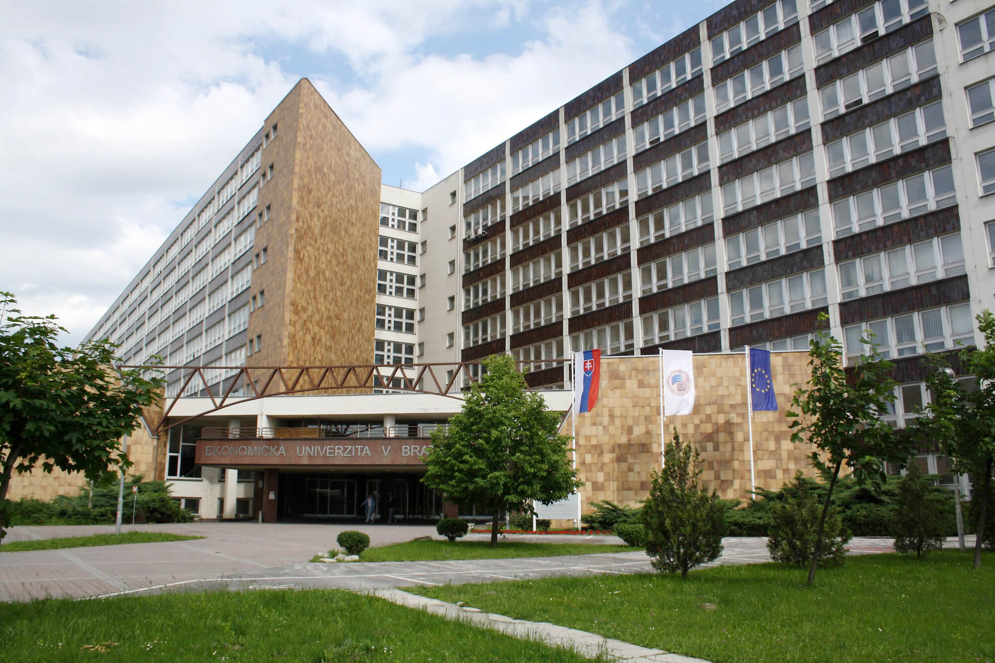 v-petrzalke-ma-vyrast-campus-blagoevova,-internaty-pre-studentov