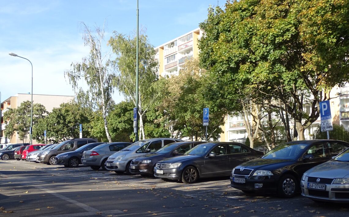 mesto-bratislava-zavedie-viacere-zmeny-regulacie-parkovania-paas
