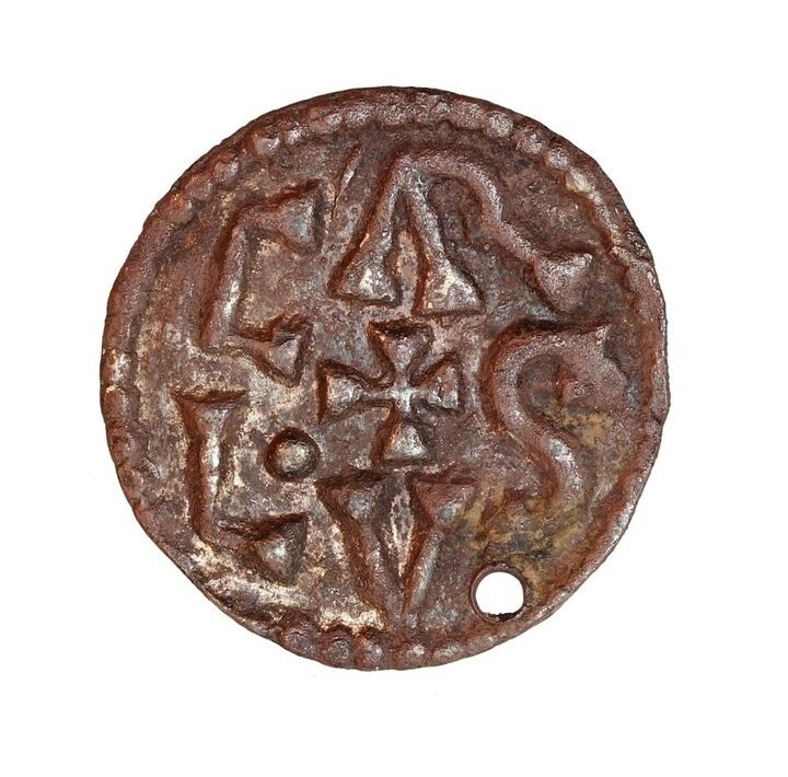 minca-karola-velkeho:-tajomny-pribeh-a-historicky-poklad