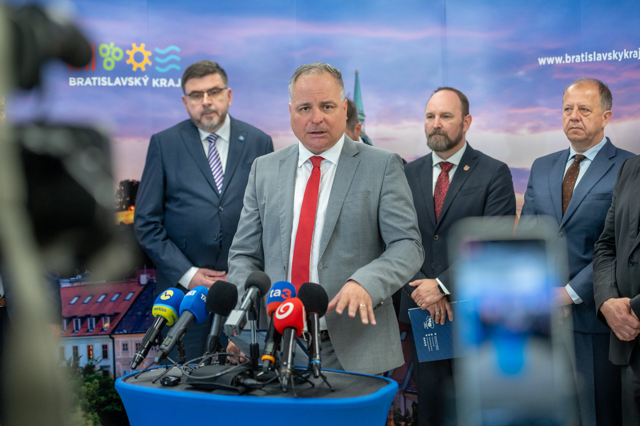 samospravy-varuju:-zmeny-v-eurofondoch-ohrozia-rozvoj-miest-obci-a-regionov