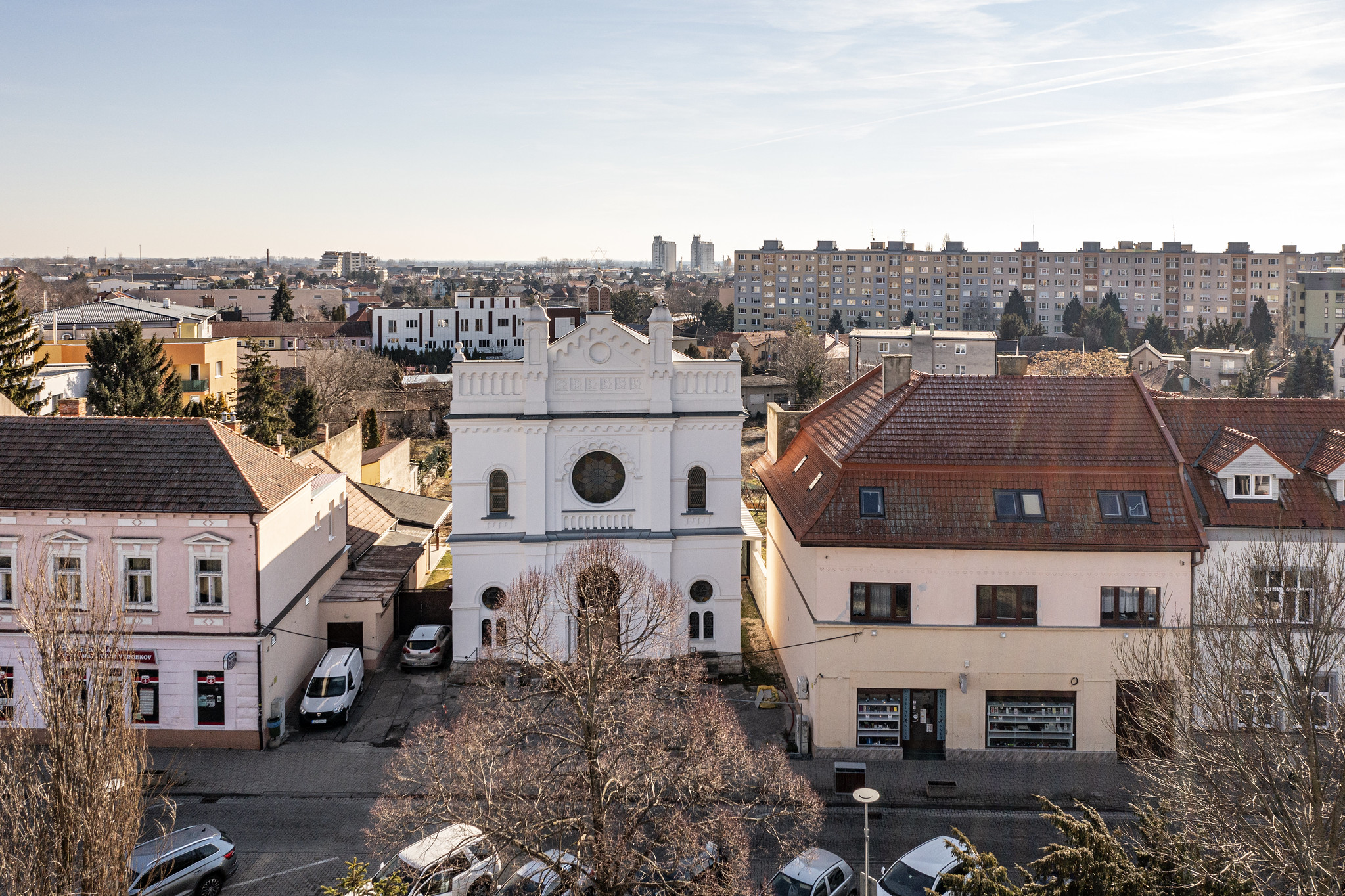 pocuvaj-a-pamataj:-senecka-synagoga-otvori-svoje-brany-verejnosti