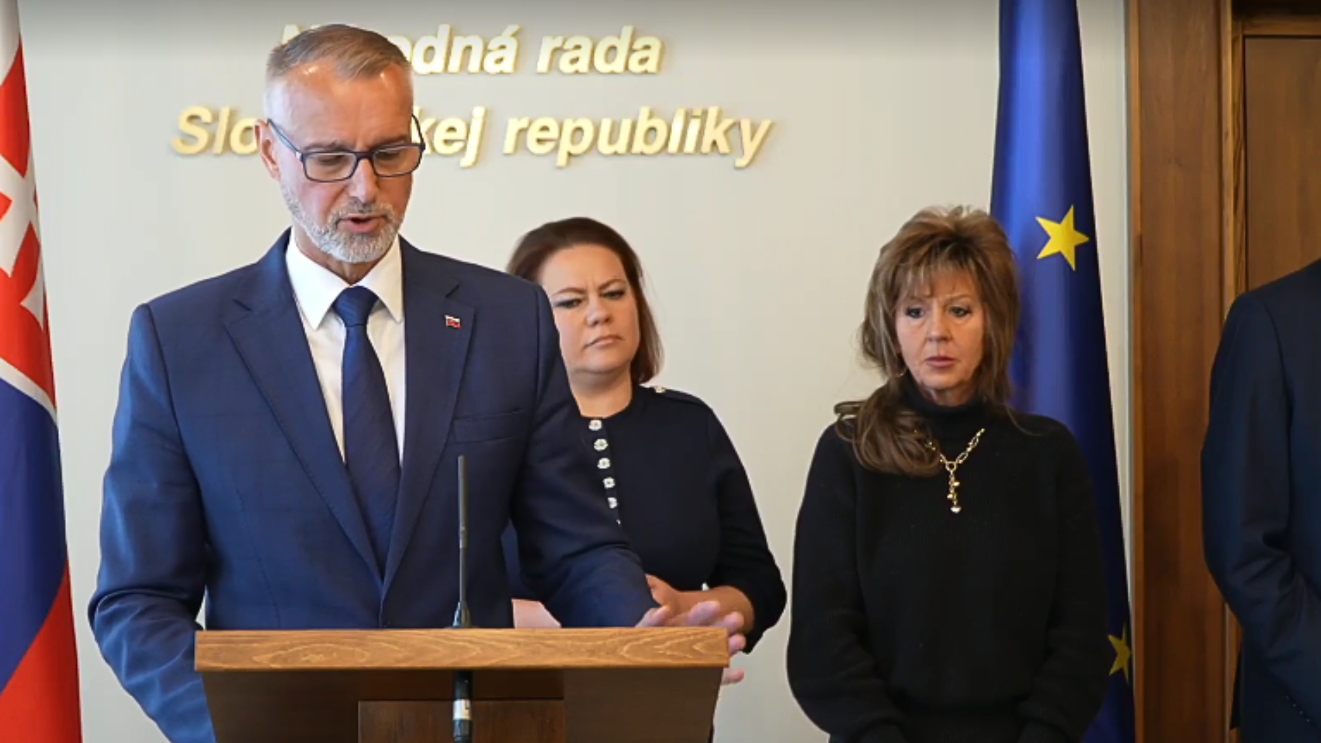 predseda-parlamentu-richard-rasi-chce-zlepsit-komunikaciu-o-navrhoch-zakonov-tykajucich-sa-samosprav
