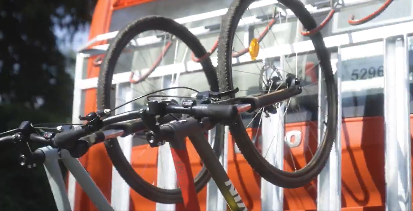 cyklobusom-do-hainburgu:-linka-901-z-bratislavy-do-hainburgu-s-cyklonosicom-pre-5-bicyklov-kazdu-sobotu-a-nedelu