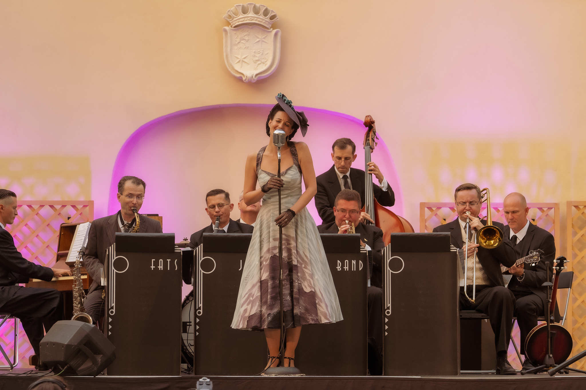 fats-jazz-band-otvori-hudbu-modre-swingom-pod-hviezdami