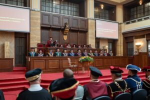 na-univerzite-komenskeho-v-bratislave-sa-za-ucasti-akademickej-obce-slavnostne-otvoril-107.-akademicky-rok