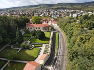 rekonstrukcia-cesty-v-intravilane-modry-bude-hotova-o-dva-tyzdne-skor-prejazdna-bude-od-10-11.-2025