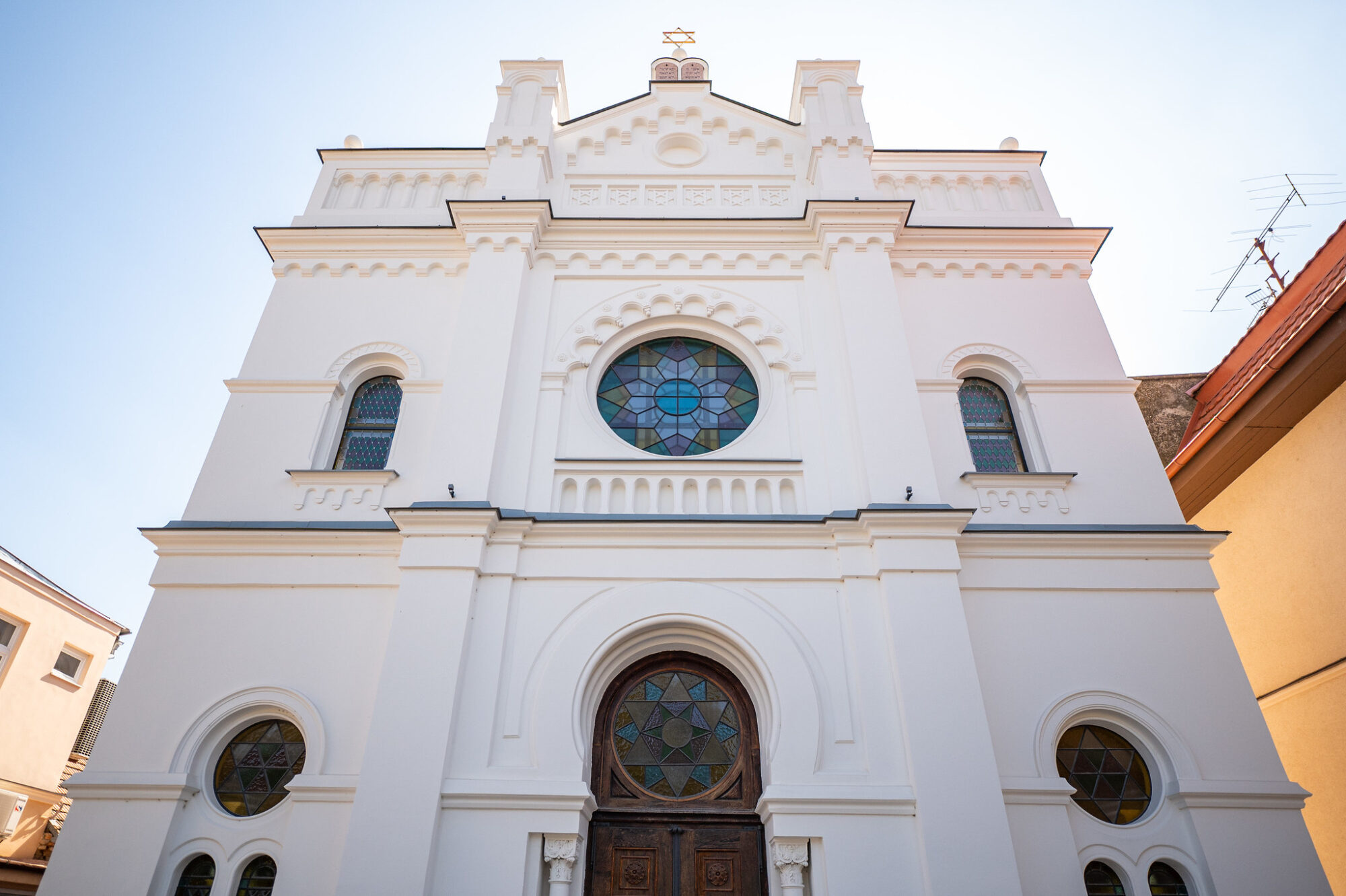 posuvame-hudbu-dalej!-koncert-laureatov-4.-rocnika-skladatelskej-sutaze-festivalu-konvergencie-sa-uskutocni-v-synagoge-senec