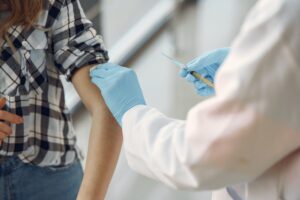 prevencia-zachranuje-zivoty:-tento-piatok-opat-ockuje-bratislavsky-kraj-proti-hpv