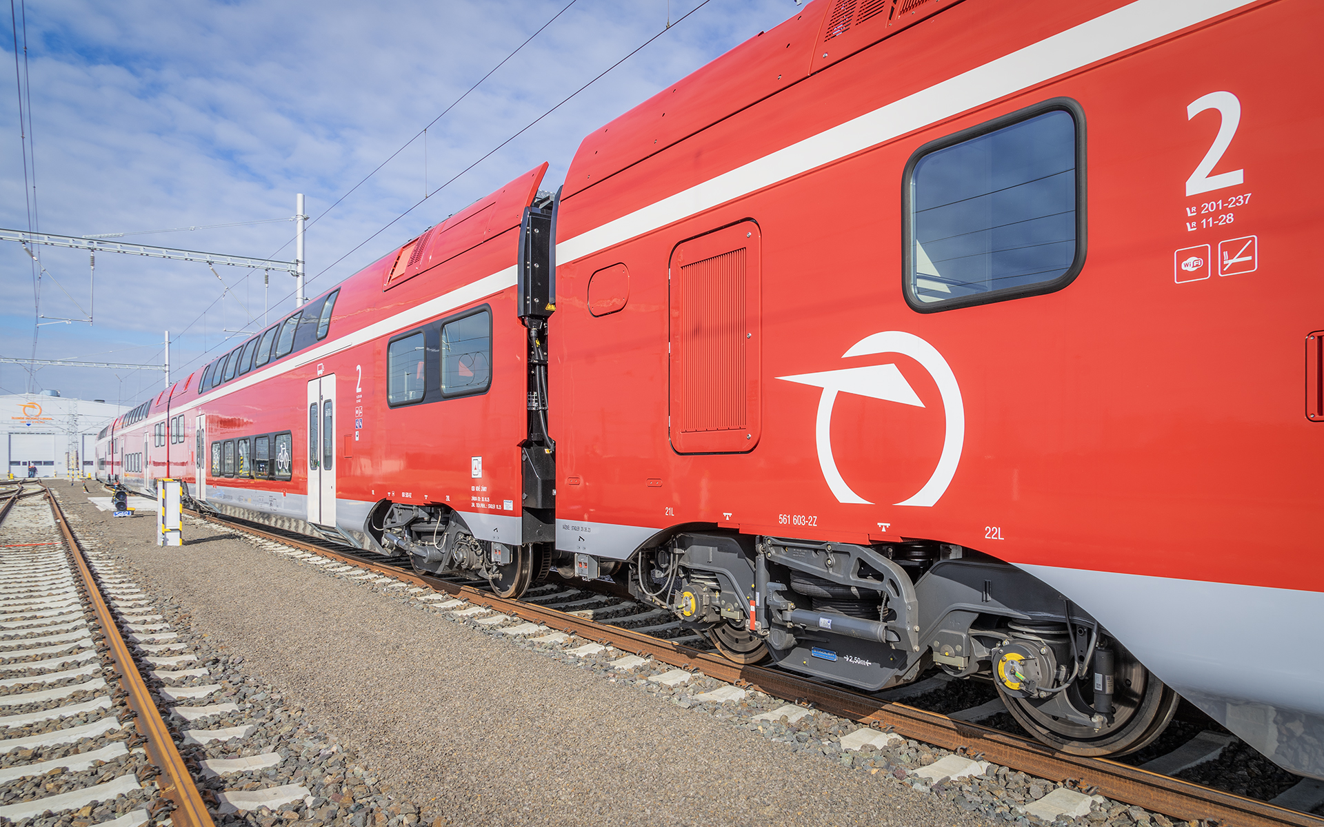 cestujucich-cakaju-zmeny-vlakovej-dopravy-cez-rakusko