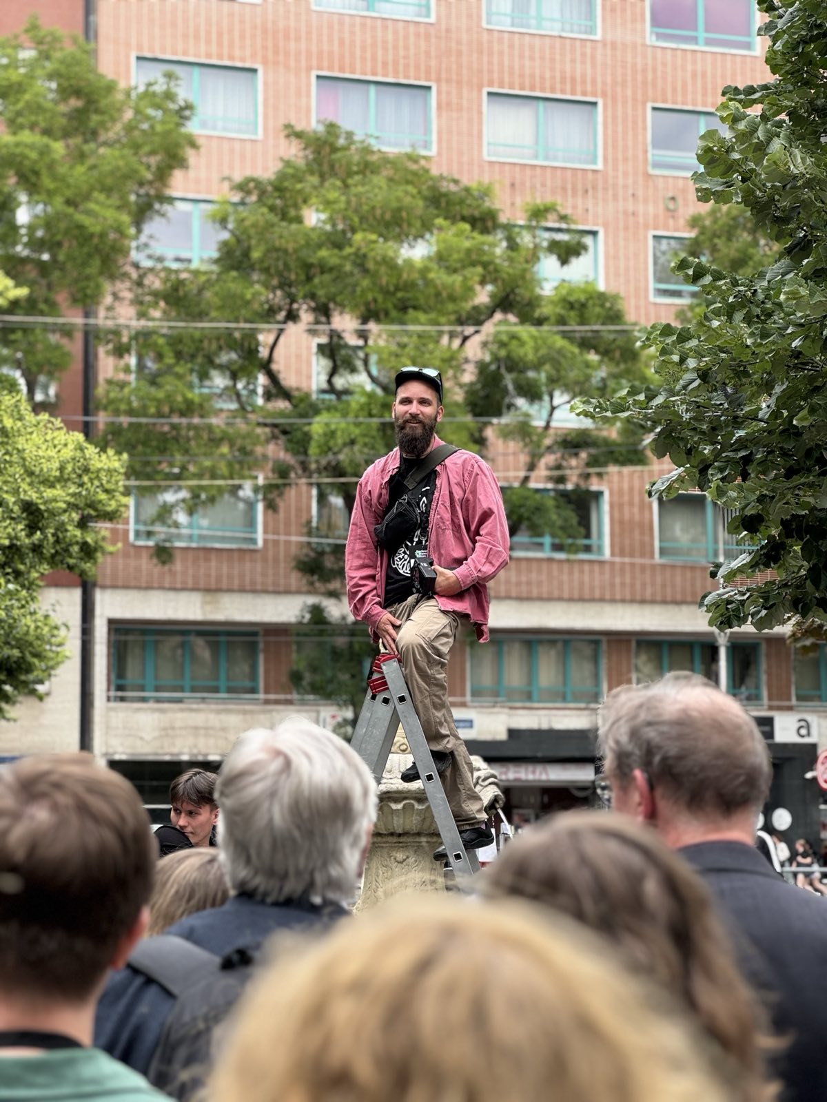 od-historickej-kamery-ku-kyanotypii-–-tvorivy-fotograficky-workshop-k-amfo-2026