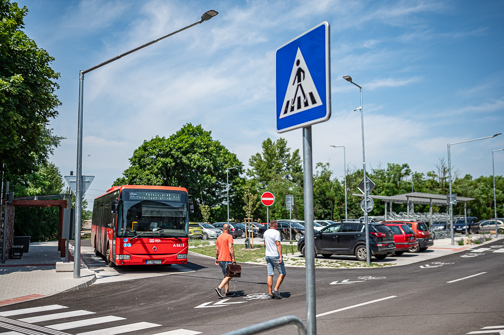 v-bratislavskom-kraji pribudne-viac-ako-stovka novych-elektronickych-tabul-s-realnymi-odchodmi spojov