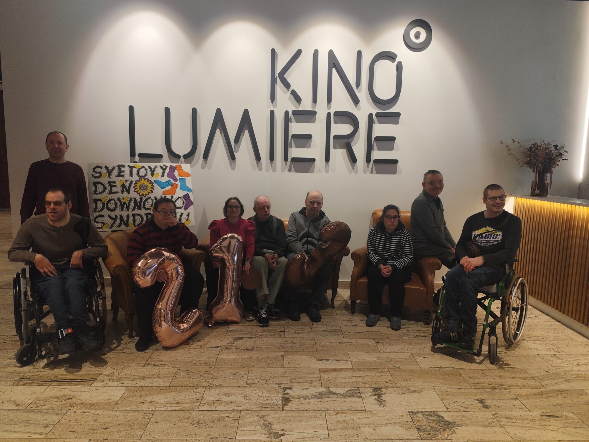 kino-lumiere-–-websterovci:-pribehy-na-pavucom-vlakne