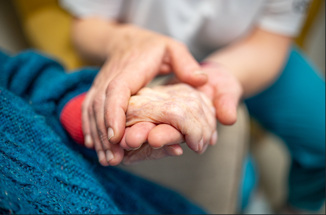 vasa-skusenost-ma-vyznam:-pomozte-nam-nastavit-socialne-sluzby!