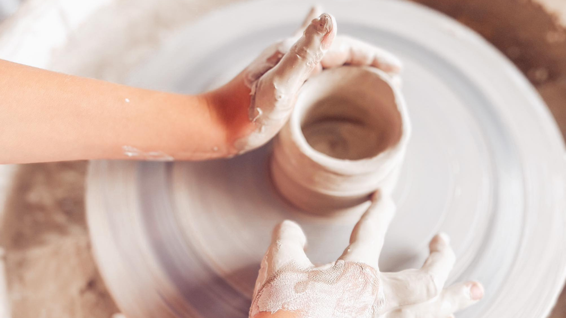 umenia-a vino:-program-v druhy-aprilovy-tyzden-v-kastieli-modra