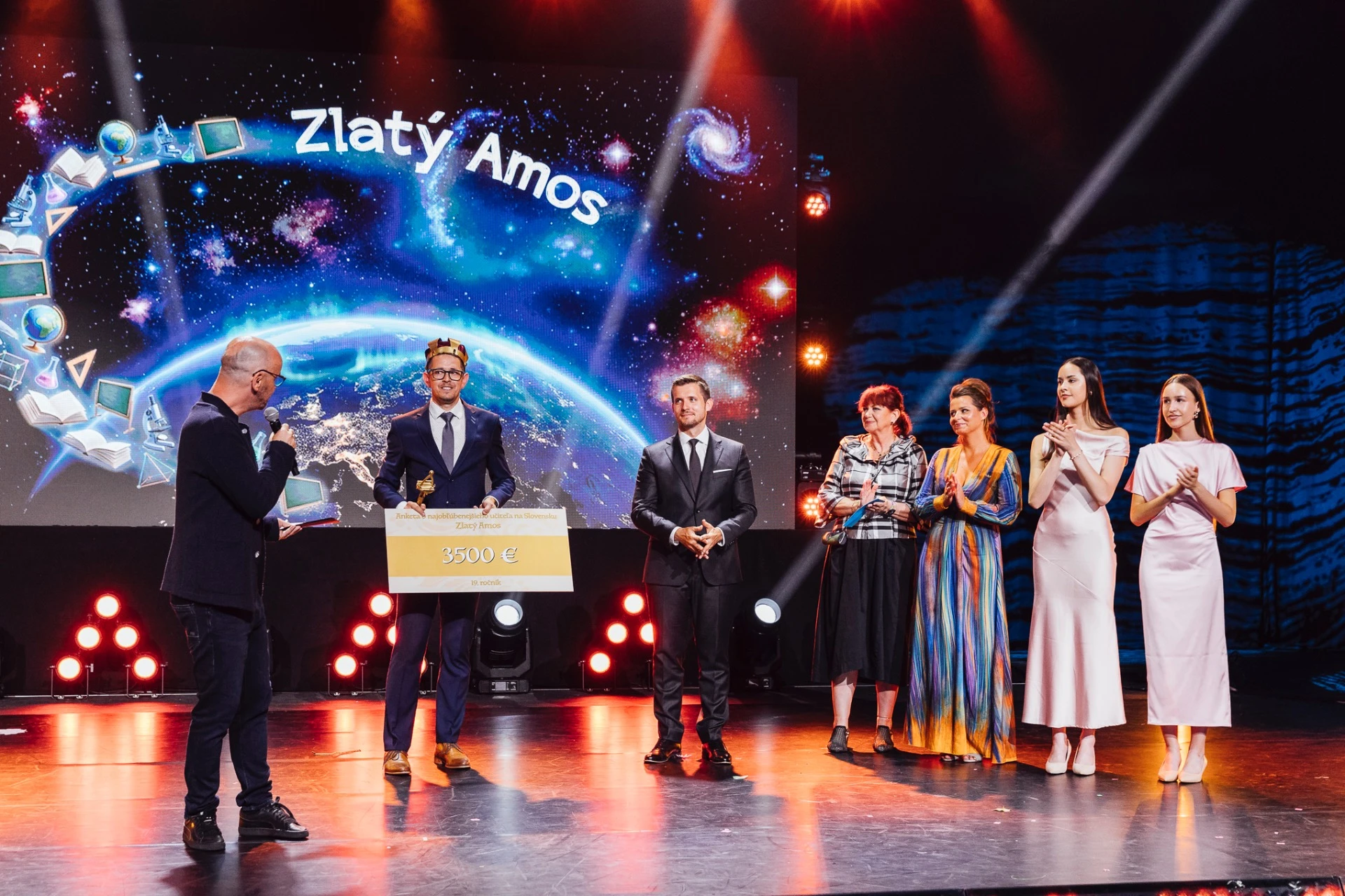 tomasicka-zaziarila-v-ankete-zlaty-amos-2026
