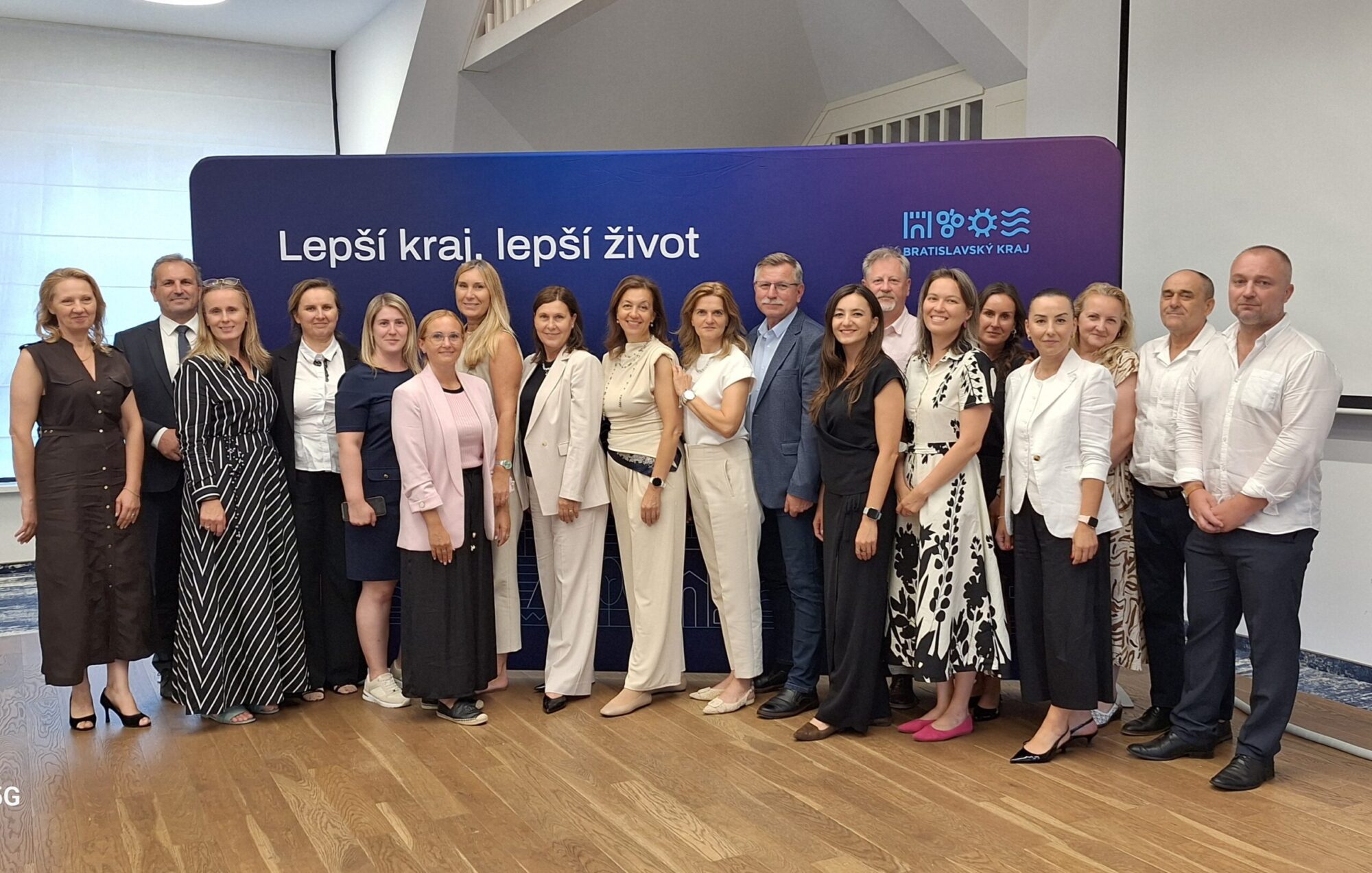 bratislavsky-samospravny-kraj-privital-skolsku-sekciu-sk8