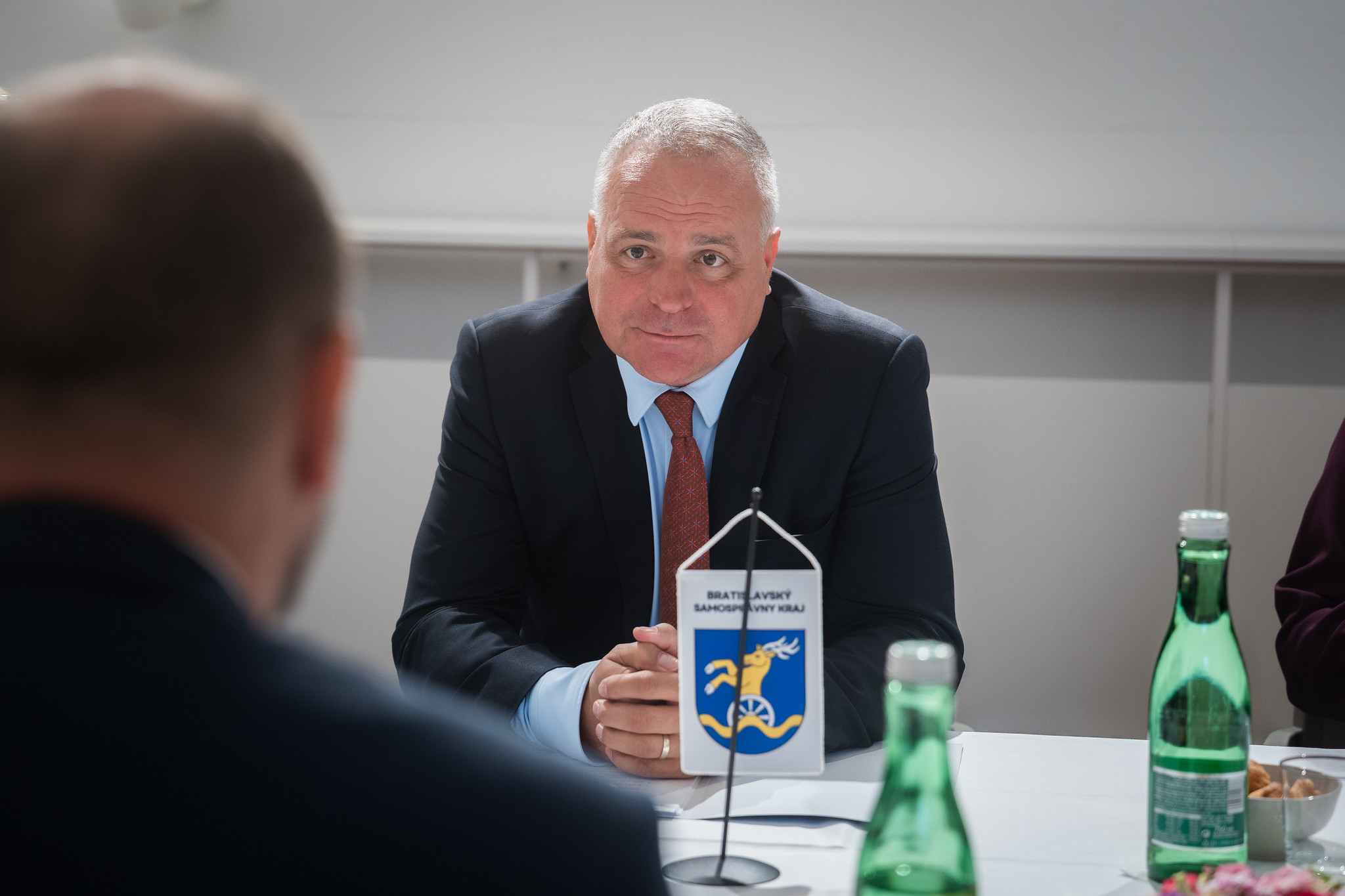 samospravne-kraje-ziadaju-systemove-riesenia-v-socialnych-sluzbach,-energetike,-doprave-aj-kulture